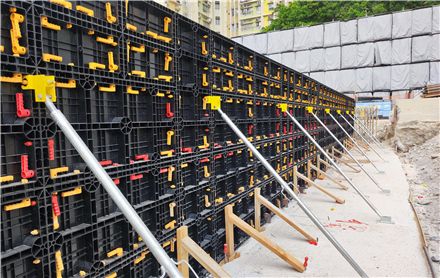 Innovative application of Zolo ZPlastk™80 plastic formwork in the construction of Hong Kong Metro